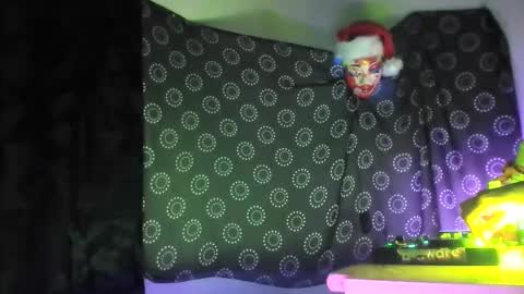 guyst049 online show from December 20, 3:46 am