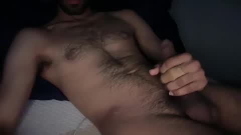 Snapshot of guywithgut chatting on April 20, 4:04 am guywithgut online show from April 20, 4:04 am