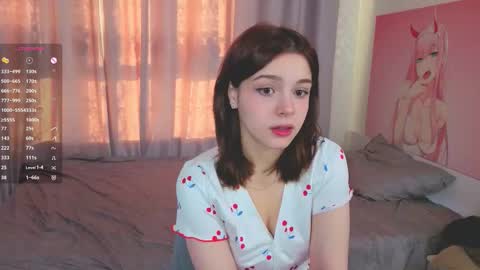 Snapshot of gwendolyndrews chatting on October 16, 2:23 am Lisa online show from October 16, 2:23 am