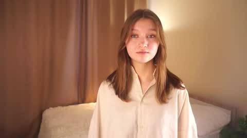 Molly online show from December 16, 6:07 am