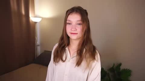 Molly online show from May 20, 5:02 am