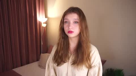 Molly online show from July 5, 5:42 pm