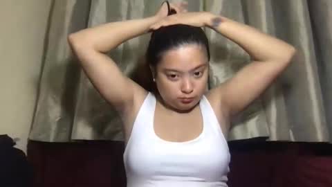 Snapshot of gwyneth2001 chatting on March 14, 1:05 pm Im Gwyneth From Philippines pinkheart69 online show from March 14, 1:05 pm