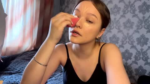 Snapshot of gwynethoverdick chatting on May 30, 6:10 am Nika Kova online show from May 30, 6:10 am