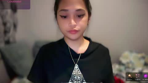 Snapshot of gwynmylove chatting on April 4, 4:26 pm Gwyn online show from April 4, 4:26 pm