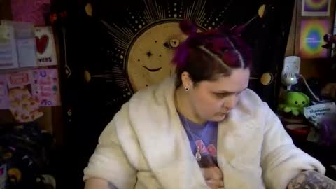 Goddess Fe online show from February 5, 4:11 pm