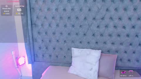 Snapshot of gyal_smith chatting on April 20, 3:42 am Gyal Smith online show from April 20, 3:42 am