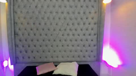 Snapshot of gyal_smith chatting on May 20, 3:02 am Gyal Smith online show from May 20, 3:02 am
