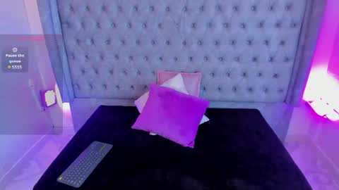 Snapshot of gyal_smith chatting on June 14, 3:41 am Gyal Smith online show from June 14, 3:41 am