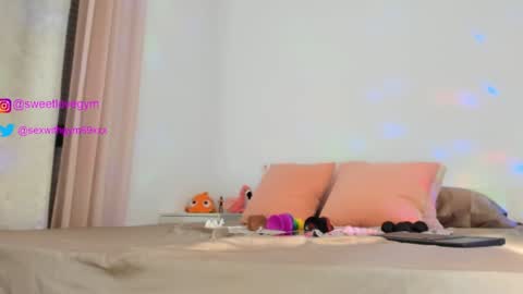 instagram sweetlovegym.......twitter sexwithgym69xxx online show from December 8, 5:18 am
