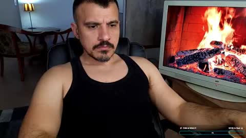 Snapshot of gymd4ddy chatting on April 17, 4:54 pm gymd4ddy online show from April 17, 4:54 pm