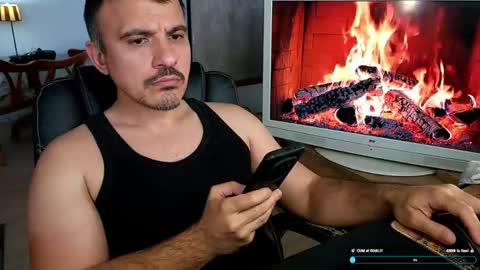 Snapshot of gymd4ddy chatting on May 15, 4:14 pm gymd4ddy online show from May 15, 4:14 pm