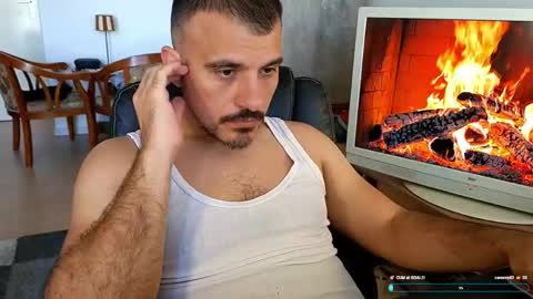 Snapshot of gymd4ddy chatting on May 27, 2:03 pm gymd4ddy online show from May 27, 2:03 pm