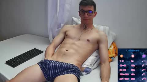 Snapshot of gyo_____ chatting on January 11, 12:21 pm gyo online show from January 11, 12:21 pm