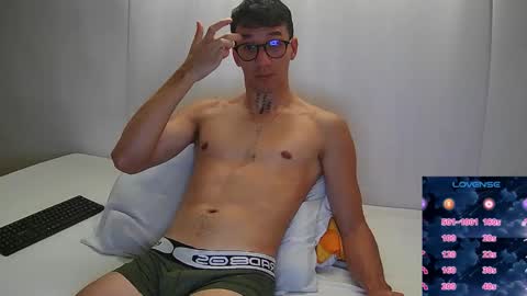 Snapshot of gyo_____ chatting on March 2, 12:34 pm gyo online show from March 2, 12:34 pm