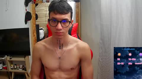 Snapshot of gyo_____ chatting on March 8, 1:26 pm gyo online show from March 8, 1:26 pm