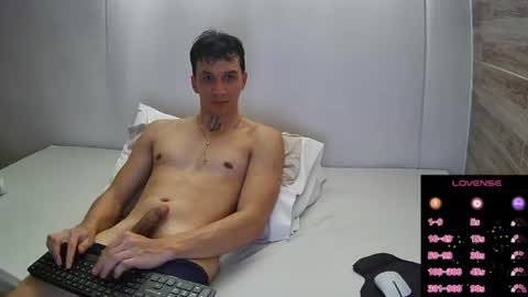 Snapshot of gyo_____ chatting on July 23, 7:12 pm gyo online show from July 23, 7:12 pm