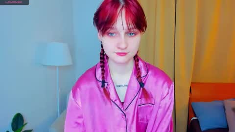 Snapshot of h0lyangel chatting on November 1, 6:54 pm Kelly Lilly online show from November 1, 6:54 pm