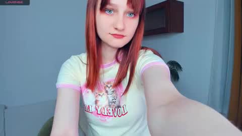 Snapshot of h0lyangel chatting on November 14, 6:39 pm Kelly Lilly online show from November 14, 6:39 pm