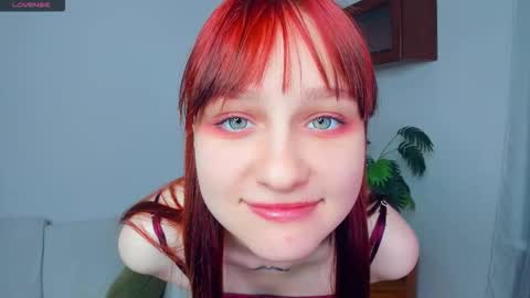 Snapshot of h0lyangel chatting on November 16, 6:35 pm Kelly Lilly online show from November 16, 6:35 pm