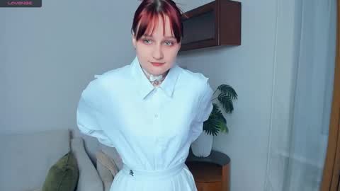 Snapshot of h0lyangel chatting on November 19, 6:52 pm Kelly Lilly online show from November 19, 6:52 pm