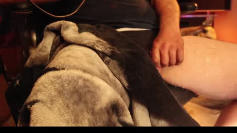 Snapshot of h0tttsteel chatting on December 18, 4:39 pm h0tttsteel online show from December 18, 4:39 pm