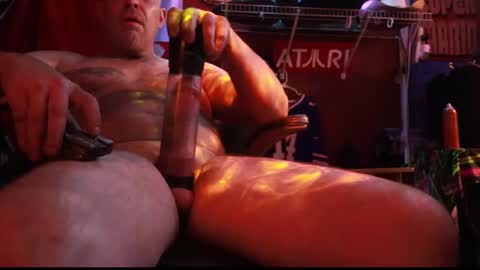 Snapshot of h0tttsteel chatting on September 28, 2:06 am h0tttsteel online show from September 28, 2:06 am