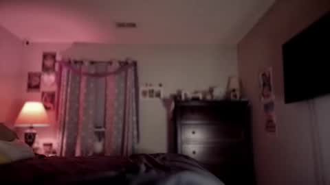 Snapshot of h0twife4life chatting on February 28, 2:23 am H0twife4Life online show from February 28, 2:23 am