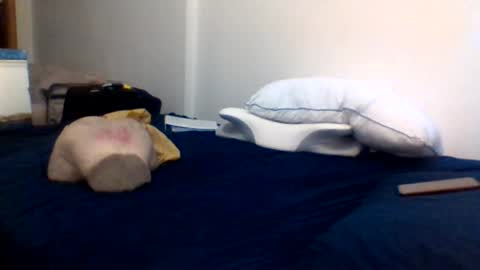 Snapshot of h318151 chatting on April 5, 6:16 pm h318151 online show from April 5, 6:16 pm