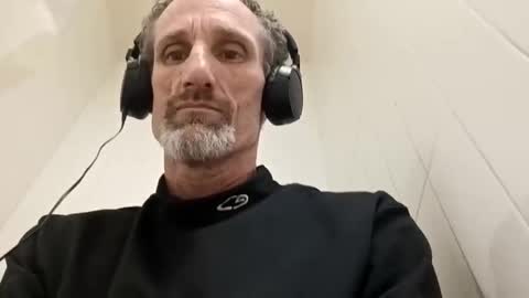 h333th3nz online show from February 28, 2:07 pm