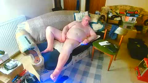 Snapshot of h685951 chatting on October 31, 5:25 pm Jack online show from October 31, 5:25 pm