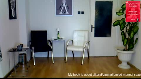 Snapshot of h_blackwood chatting on May 30, 6:05 pm H. Blackwood online show from May 30, 6:05 pm