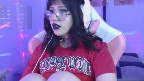 Snapshot of hachiko_love chatting on February 5, 1:21 am Hachiko online show from February 5, 1:21 am