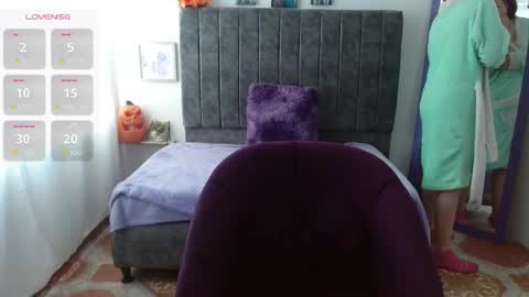 Snapshot of hadde01 chatting on October 23, 11:31 am Hadde online show from October 23, 11:31 am