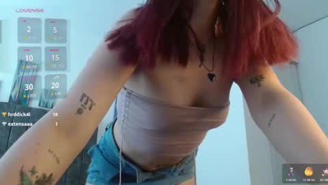 Snapshot of hadde01 chatting on October 26, 11:49 am Hadde online show from October 26, 11:49 am