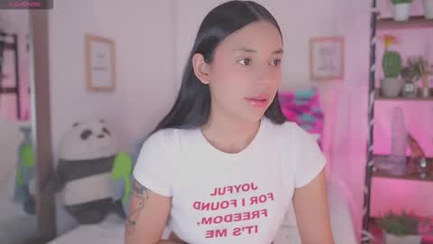 Hade online show from January 15, 6:44 pm