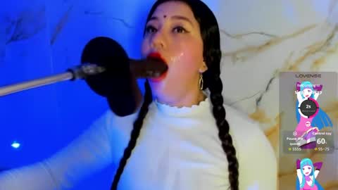 hade_cute2 online show from May 2, 4:45 pm