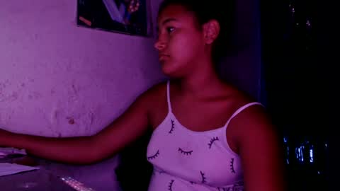hadesmit1 online show from June 25, 11:04 am
