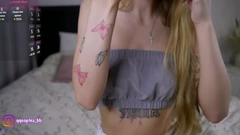 Snapshot of hadleynichols chatting on November 29, 1:08 am Hi Im Rebecca Glad to see you in my room PVT is open online show from November 29, 1:08 am