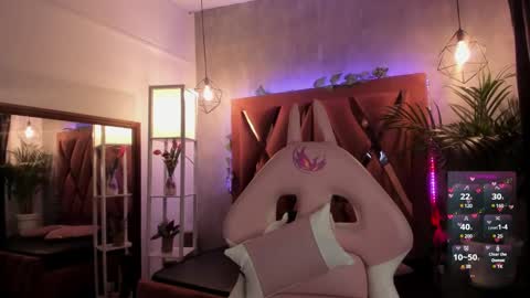 Haely online show from February 19, 11:17 am