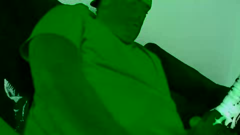 Snapshot of hahauwish007 chatting on December 16, 7:00 pm hahauwish007 online show from December 16, 7:00 pm