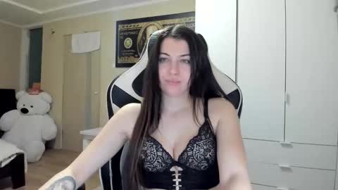 Snapshot of hailey_beauty chatting on November 5, 10:54 pm Sk pe Anya388109 online show from November 5, 10:54 pm