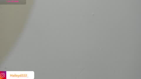 Snapshot of haileyduke chatting on June 30, 1:28 am Hailey online show from June 30, 1:28 am