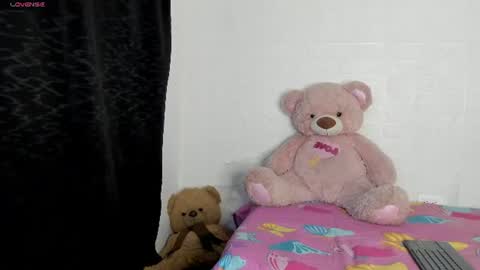 Snapshot of haileyduke chatting on August 1, 12:54 am Hailey online show from August 1, 12:54 am