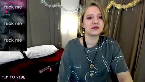 Hailey online show from December 30, 2:53 am