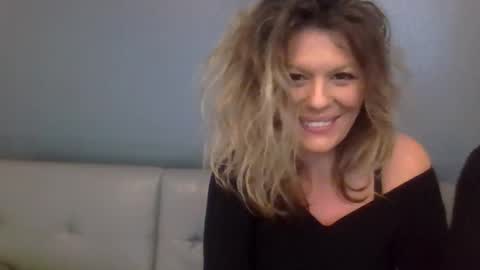 Snapshot of haileys123 chatting on November 12, 7:46 pm Hailey online show from November 12, 7:46 pm