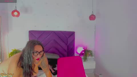 Snapshot of haileystonei chatting on July 15, 11:48 am haileystonei online show from July 15, 11:48 am