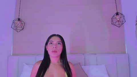 Snapshot of haily_b chatting on June 17, 11:23 am Haily online show from June 17, 11:23 am