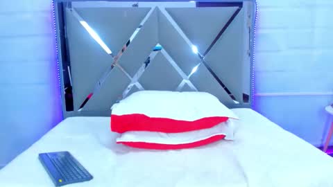 haily_hot_girl online show from March 11, 7:31 pm