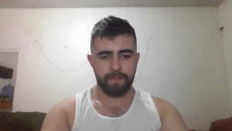 Snapshot of hairy_man_69_ chatting on April 13, 11:54 pm horny online show from April 13, 11:54 pm